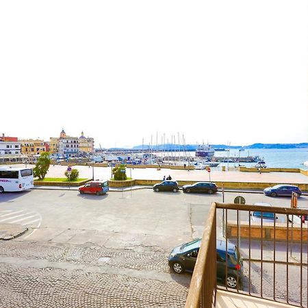 B&B Piazza A Mare Pozzuoli Buitenkant foto
